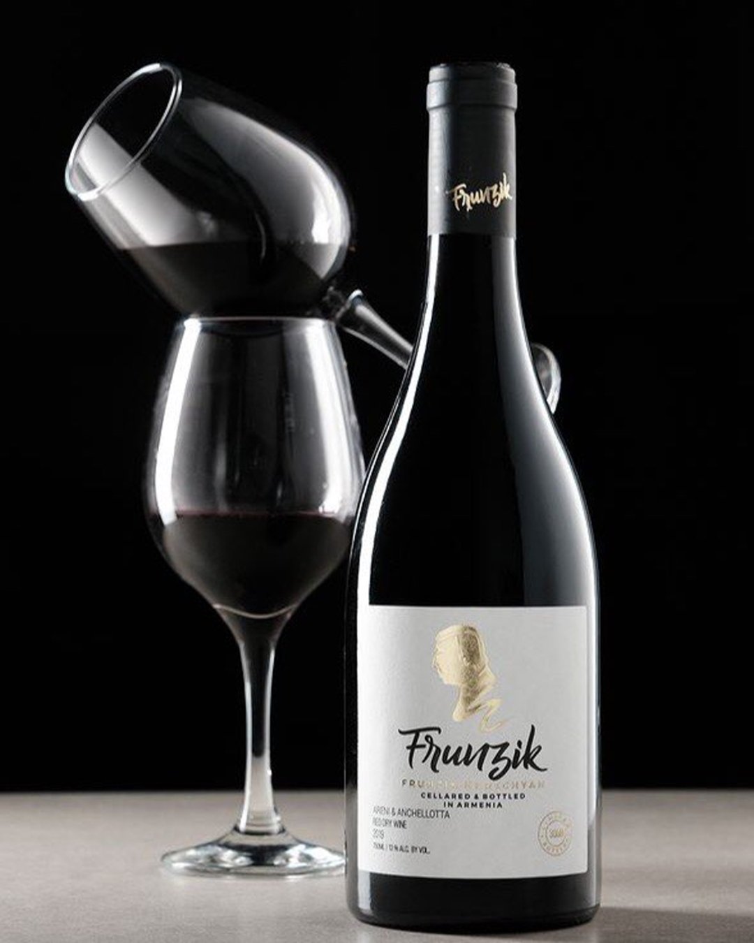 Frunzik Red Dry 750 ml - Azorah Wines